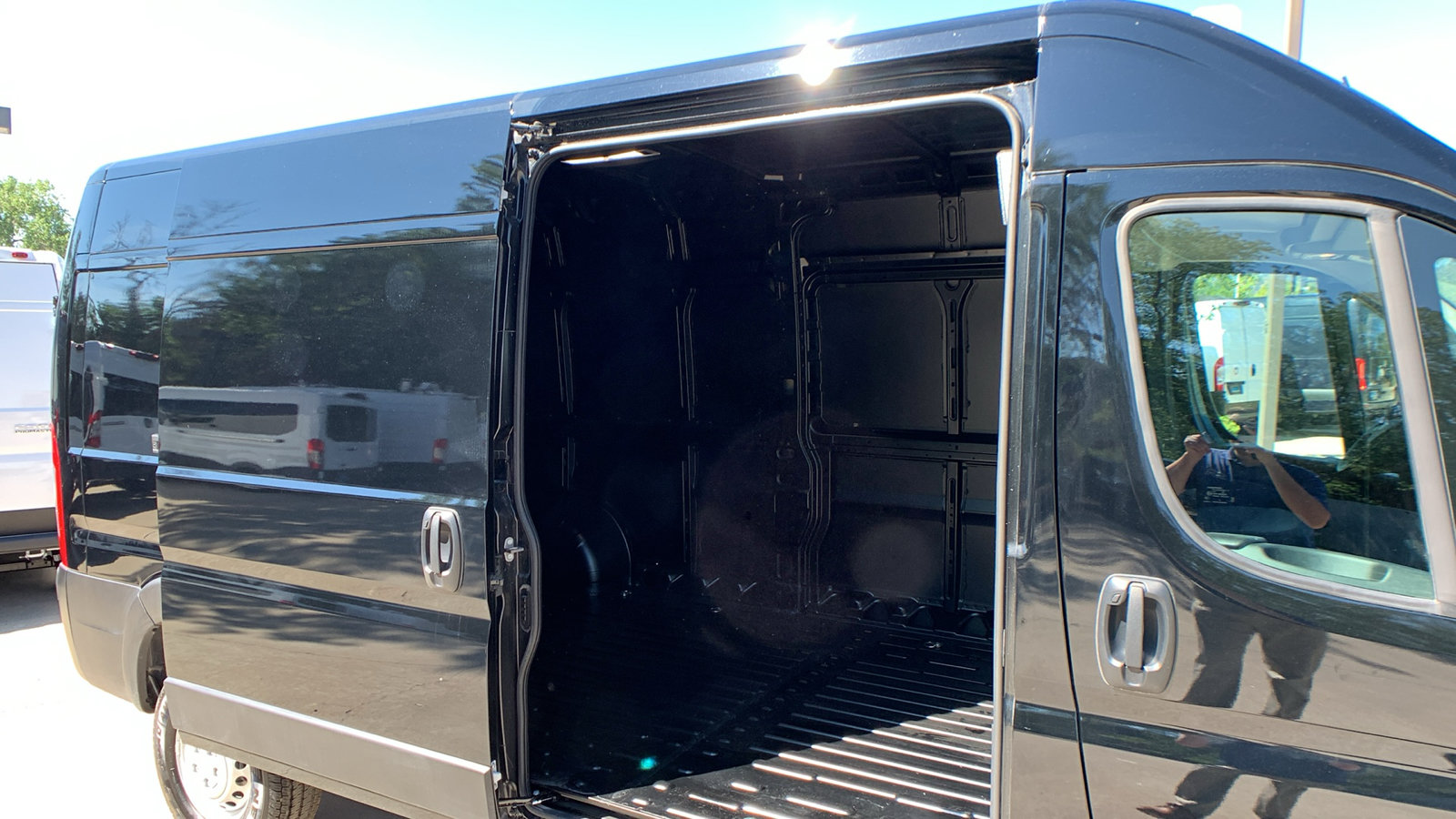 New 2026 RAM ProMaster 2500 w/ Premium Convenience Group FWD image 26