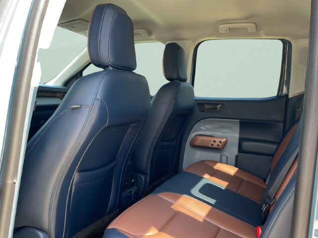 Used 2022 Ford Maverick Lariat w/ Lariat Luxury Package AWD/4WD image 16
