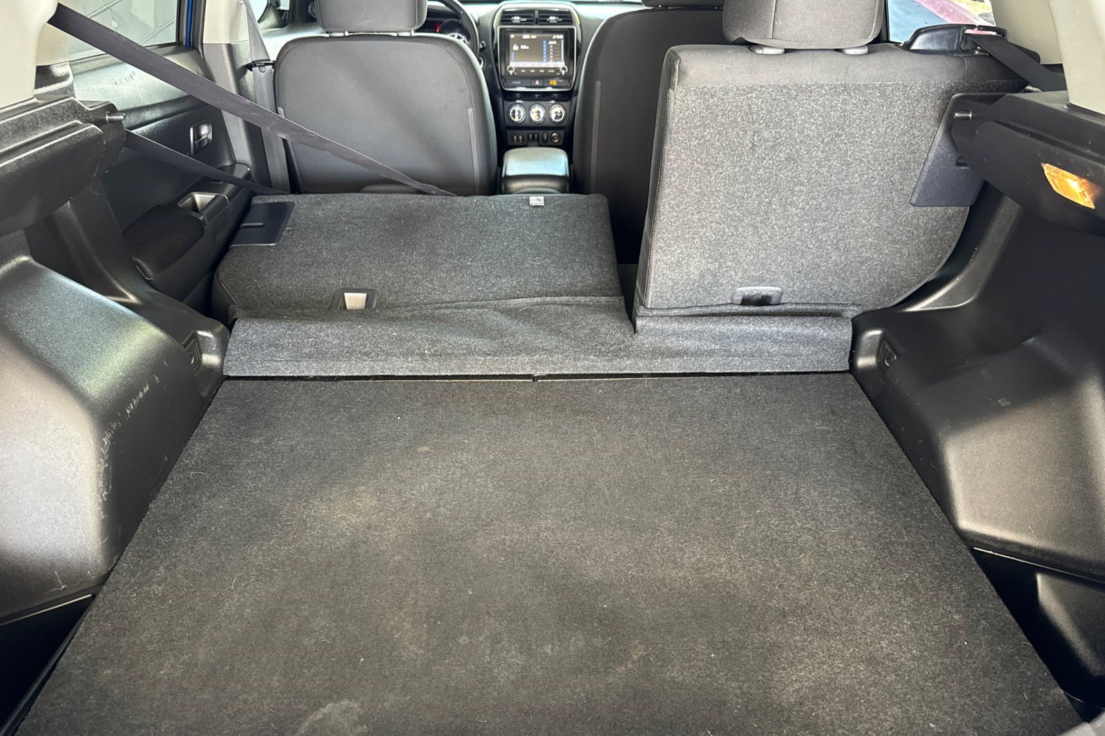 Used 2021 Mitsubishi Outlander Sport SE FWD image 25