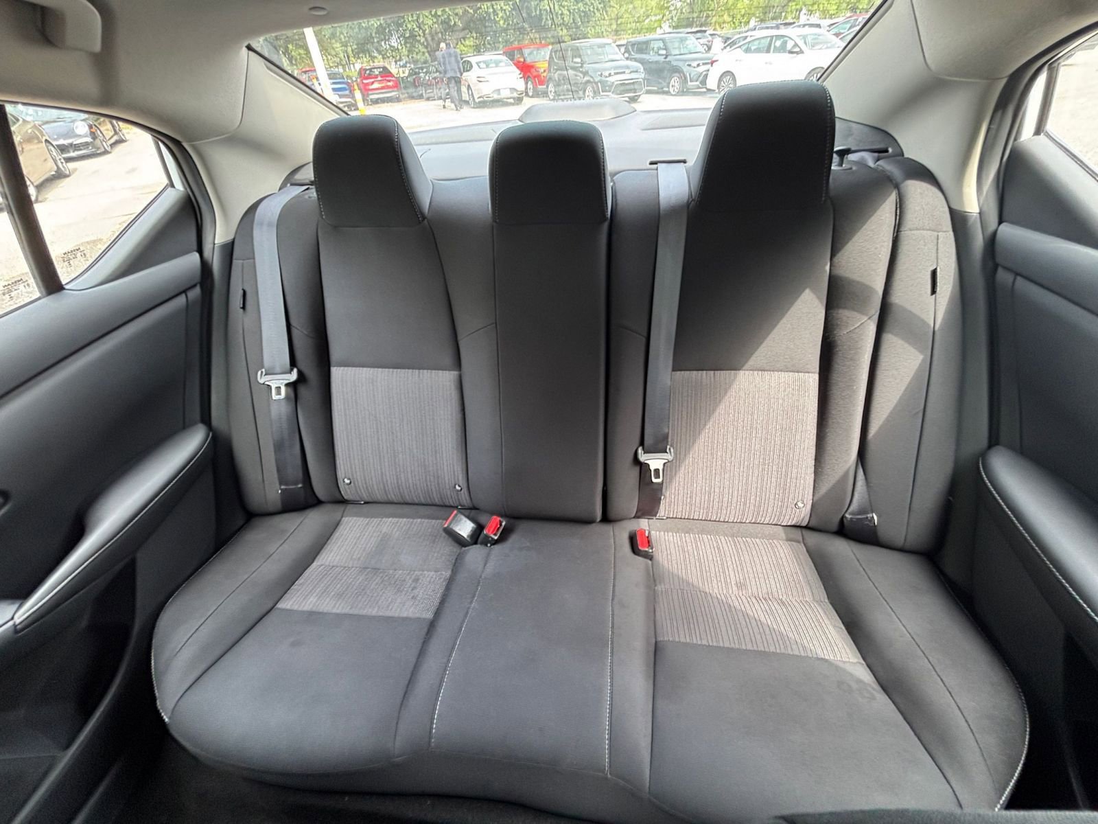Used 2025 Nissan Sentra SV FWD image 36