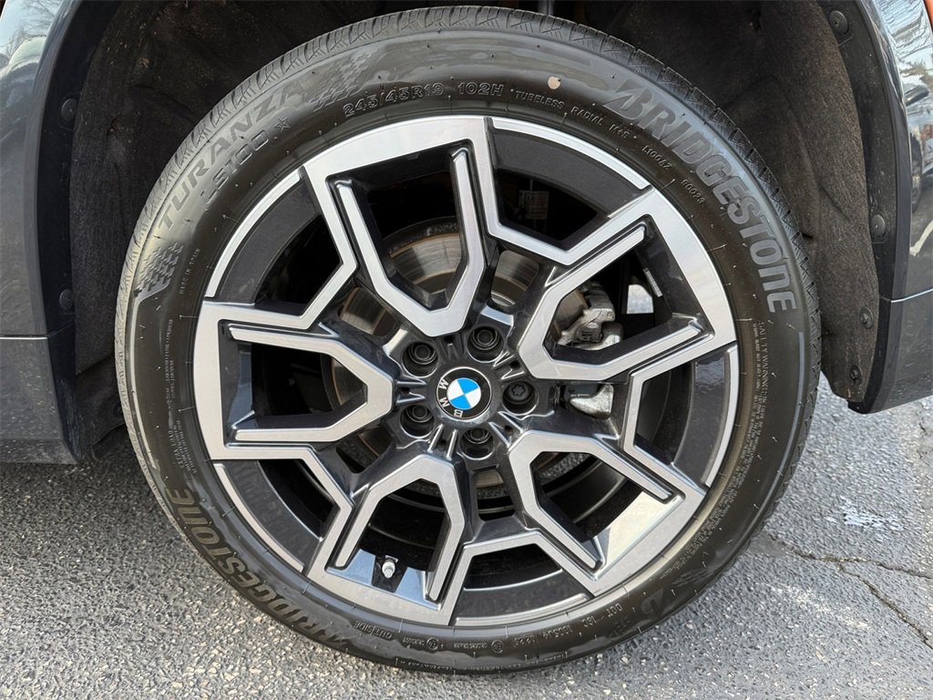 Certified 2025 BMW X1 xDrive28i w/ Convenience Package image 16