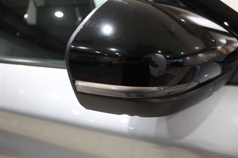 Used 2020 Ford Explorer Limited RWD image 13