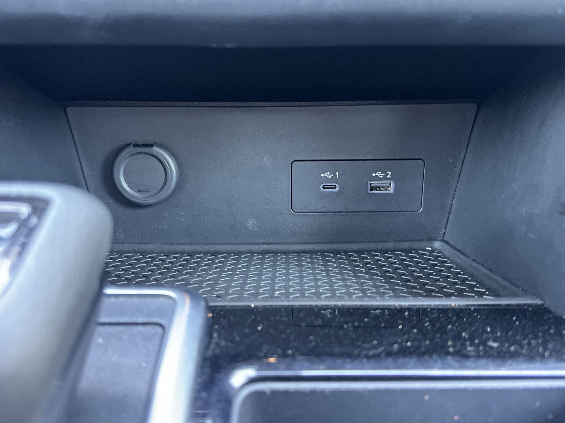 Used 2024 Nissan Pathfinder SV FWD image 7