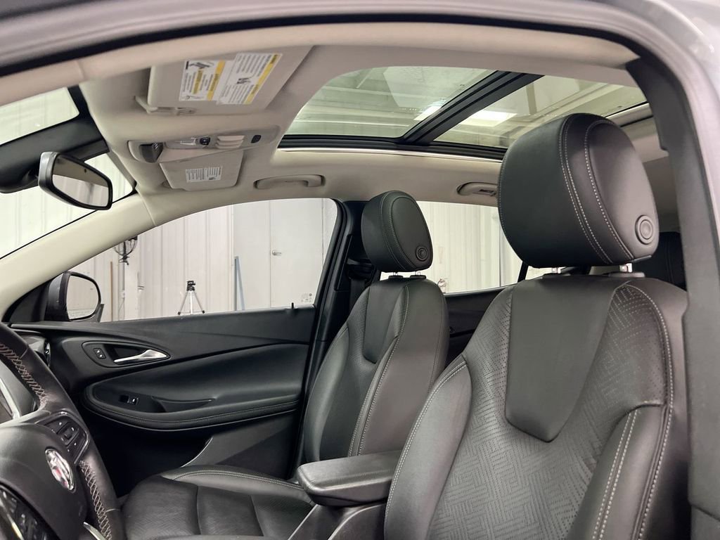 Used 2023 Buick Encore GX Essence w/ Experience Buick Package AWD/4WD image 19