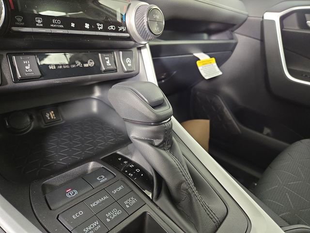 New 2025 Toyota RAV4 XLE image 22