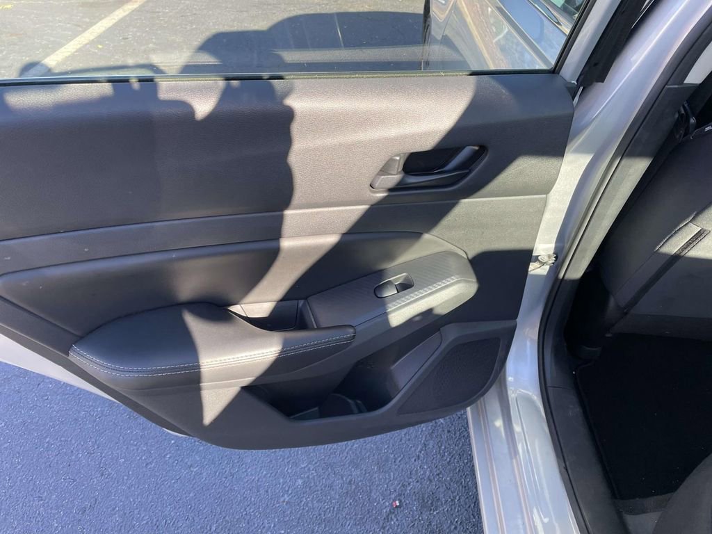 Used 2024 Nissan Altima 2.5 SV image 22