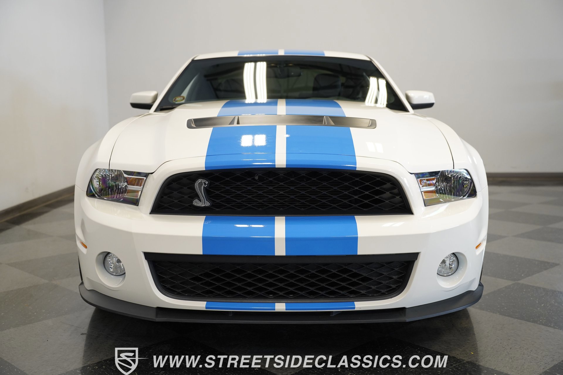 Used 2010 Ford Mustang Shelby GT500 image 22