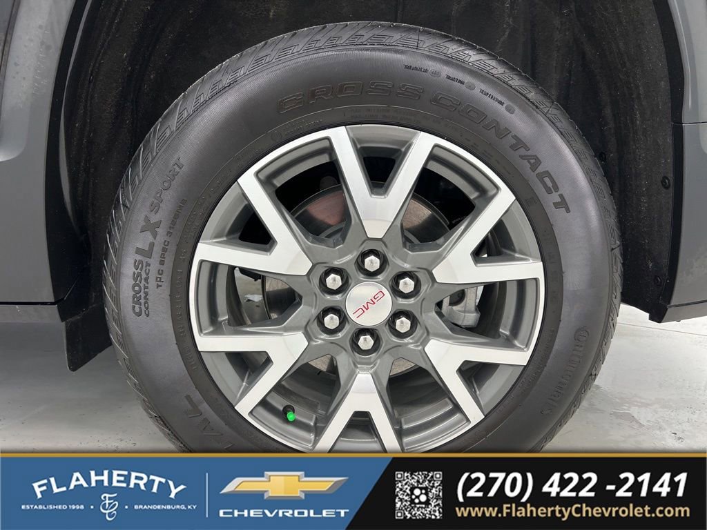 Used 2023 GMC Acadia SLE w/ Driver Convenience Package FWD image 19
