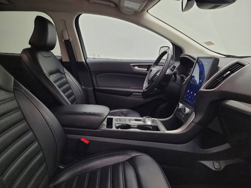 Used 2024 Ford Edge SEL image 21