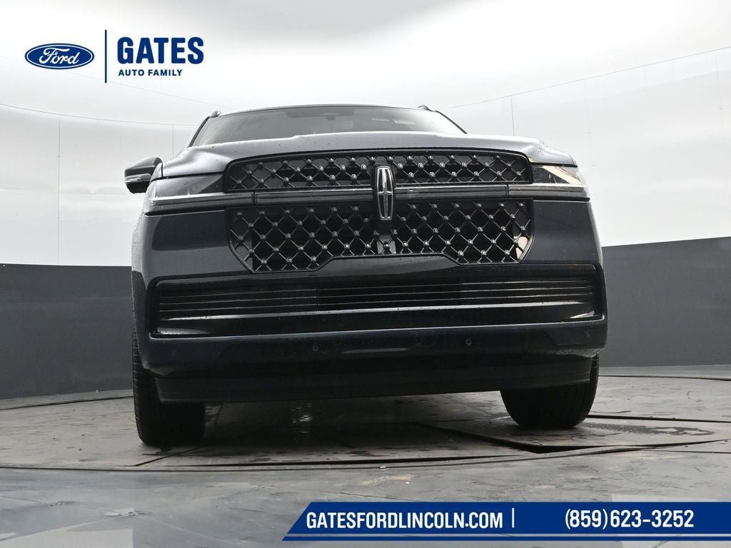 New 2026 Lincoln Navigator L Reserve w/ Jet Appearance Package image 57