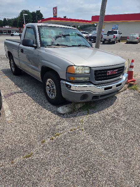 Used 2007 GMC Sierra 1500 W/T RWD image 2