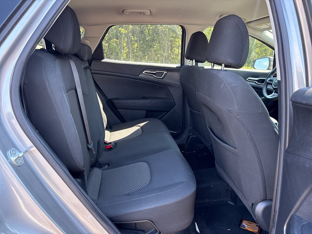 Used 2023 Kia Sportage LX FWD image 21
