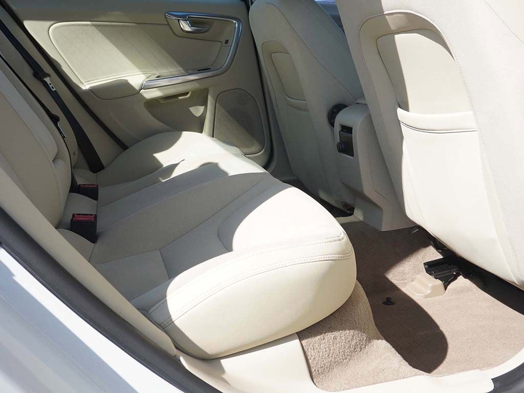 Used 2012 Volvo S60 T5 image 21