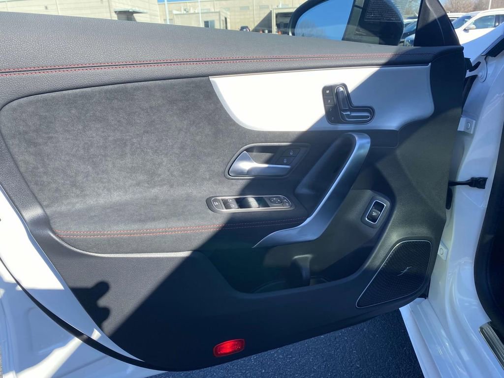Certified 2025 Mercedes-Benz CLA 250 image 14
