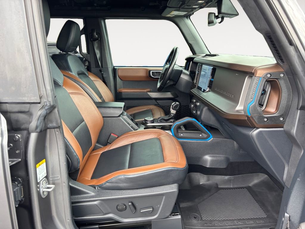 Used 2022 Ford Bronco Outer Banks image 10