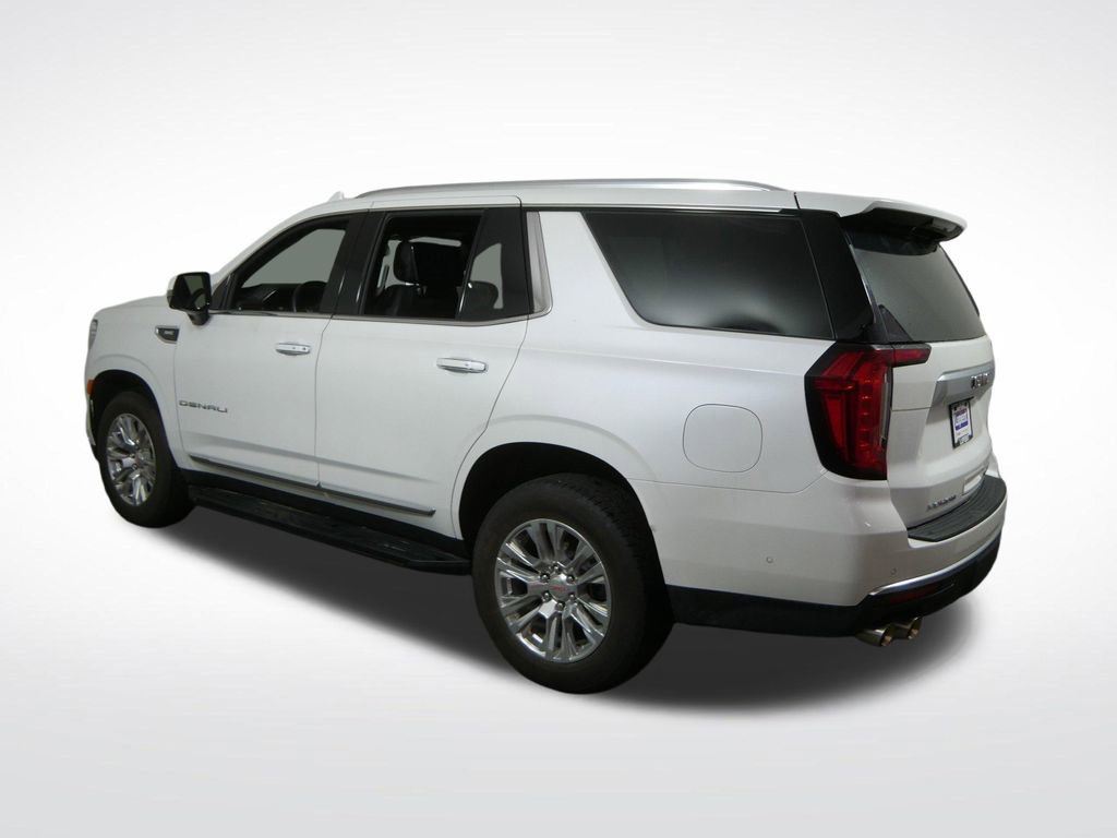 Used 2024 GMC Yukon Denali w/ Advanced Technology Package AWD/4WD image 8