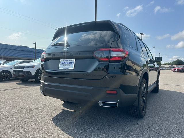Used 2025 Honda Pilot Black Edition image 6