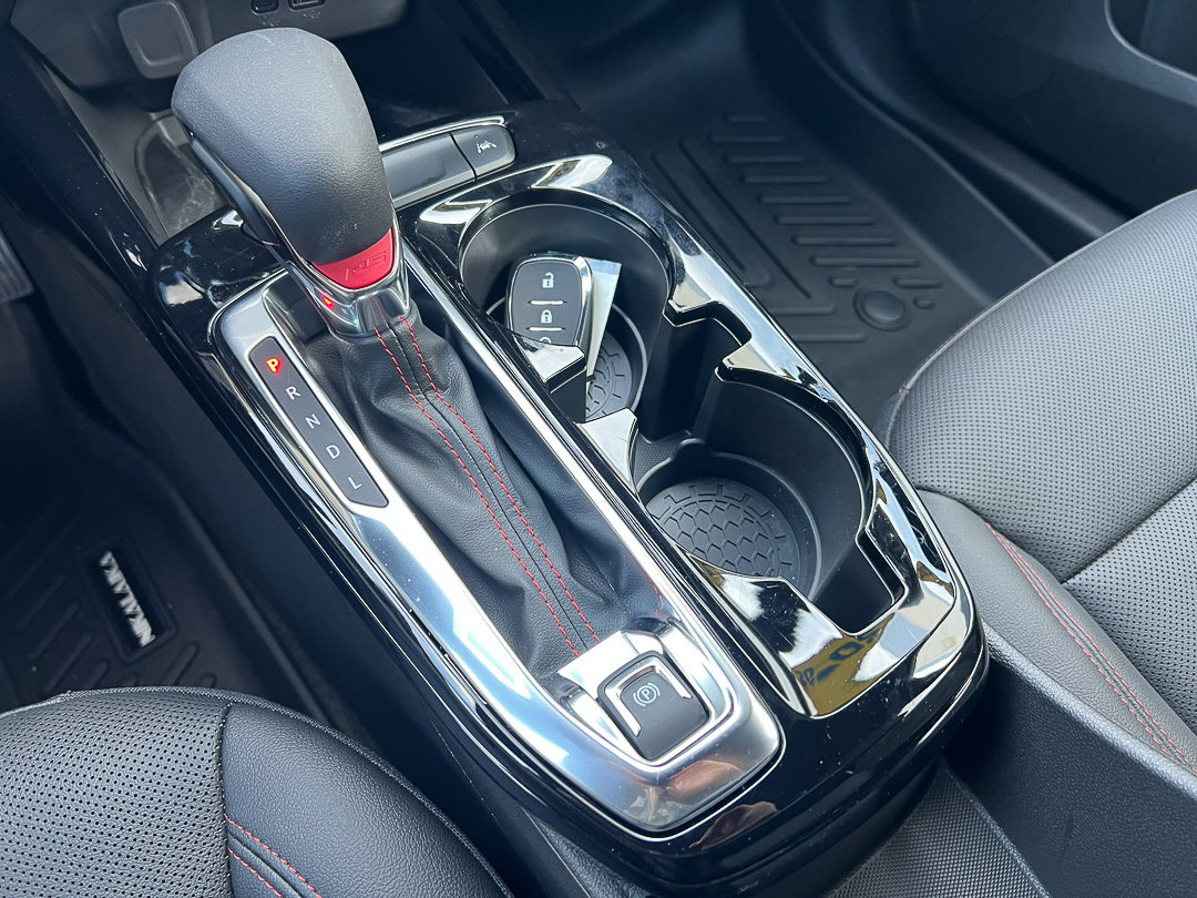 Used 2025 Chevrolet Trax RS w/ Sunroof Package image 22