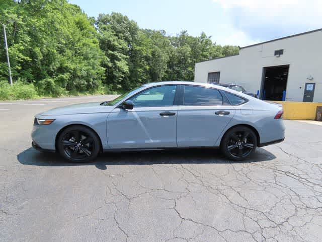 Used 2023 Honda Accord Sport image 3