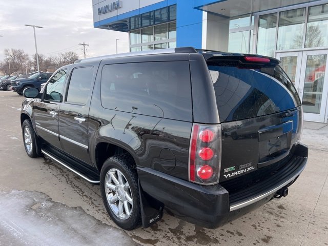 Used 2012 GMC Yukon XL Denali image 8
