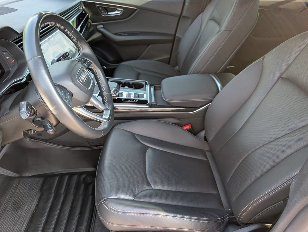 Used 2021 Audi Q8 Premium Plus w/ Premium Plus Package AWD/4WD image 14