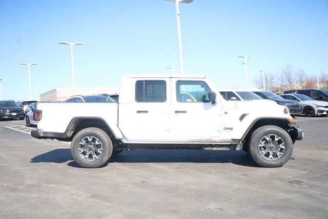 New 2026 Jeep Gladiator Sport AWD/4WD image 4