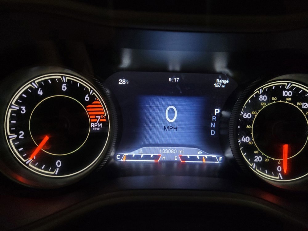 Used 2018 Jeep Cherokee Limited image 23