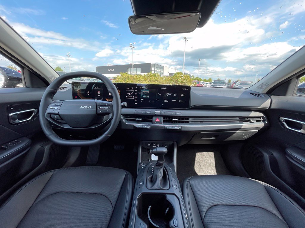 New 2026 Kia K4 EX FWD image 27