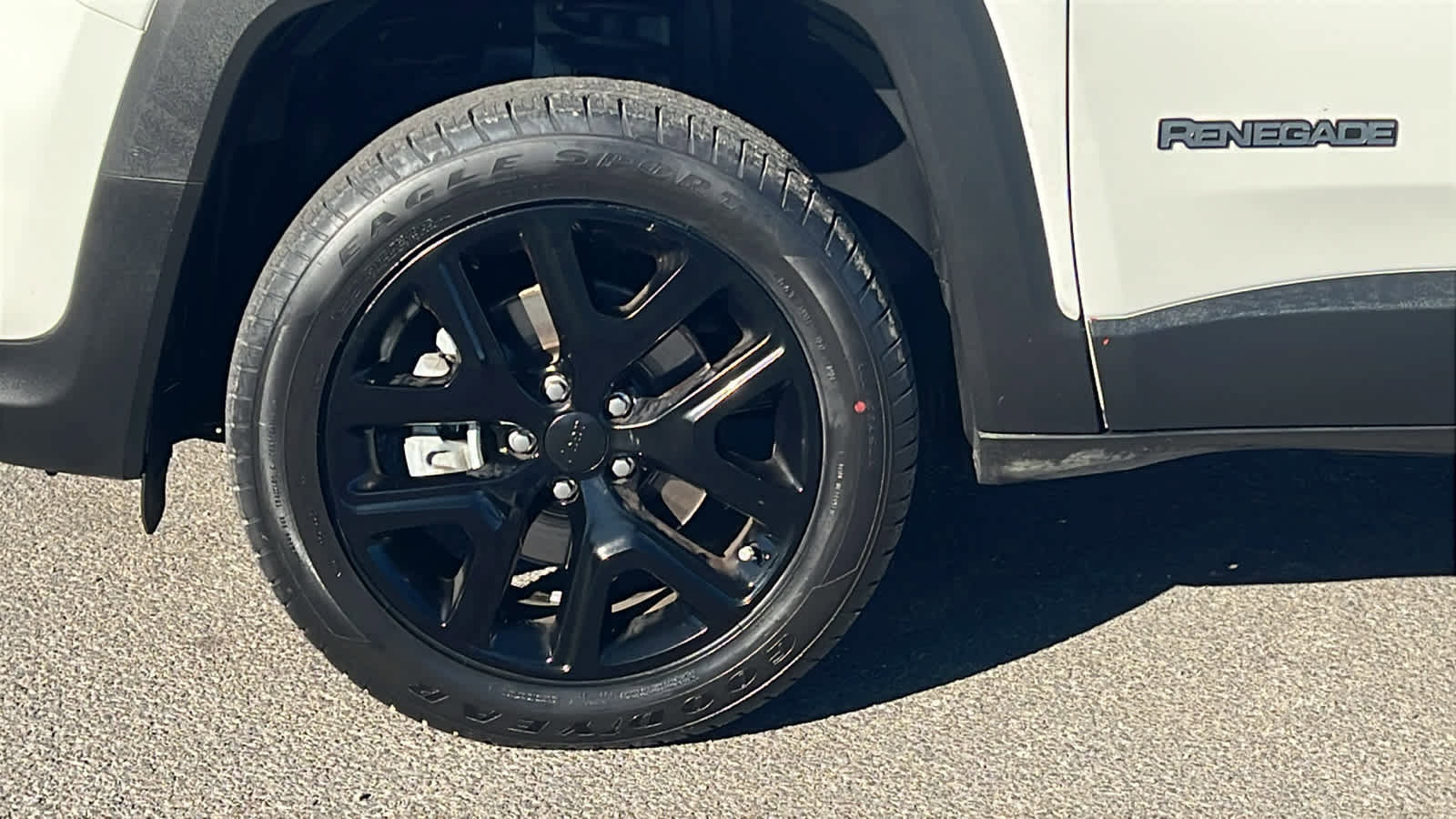 Certified 2022 Jeep Renegade Altitude w/ Sun/Sound Group image 9