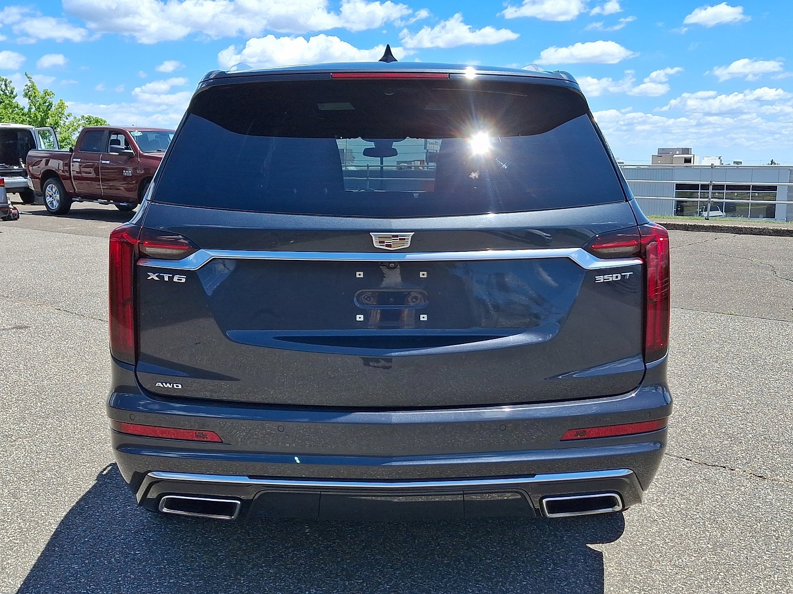 Used 2022 Cadillac XT6 Luxury AWD/4WD image 5