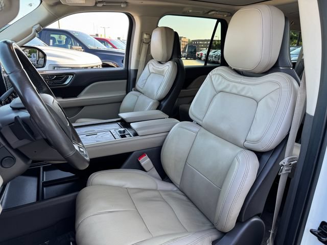 Used 2023 Lincoln Navigator L Reserve AWD/4WD image 14