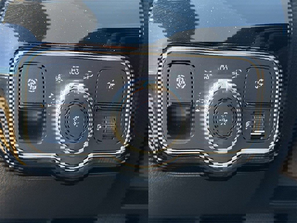 Used 2023 Mercedes-Benz CLA 250 image 24