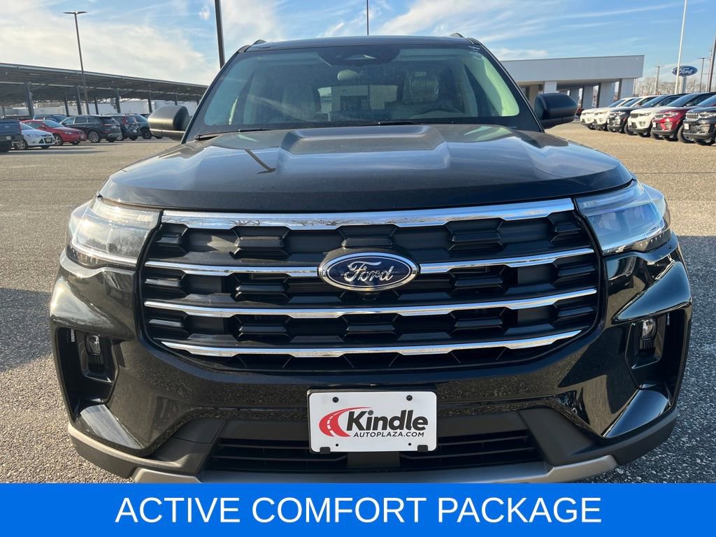 New 2026 Ford Explorer Active w/ Active Comfort Package image 2