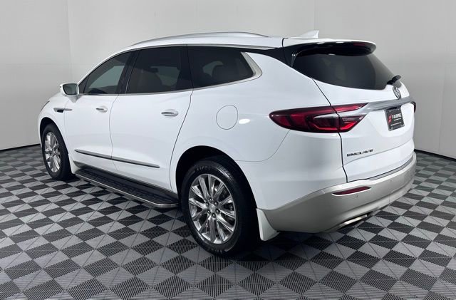 Used 2020 Buick Enclave Essence w/ Sound and Sites Package image 6