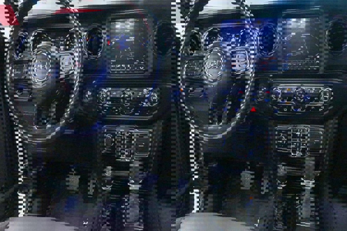 Used 2022 Jeep Gladiator Sport image 25