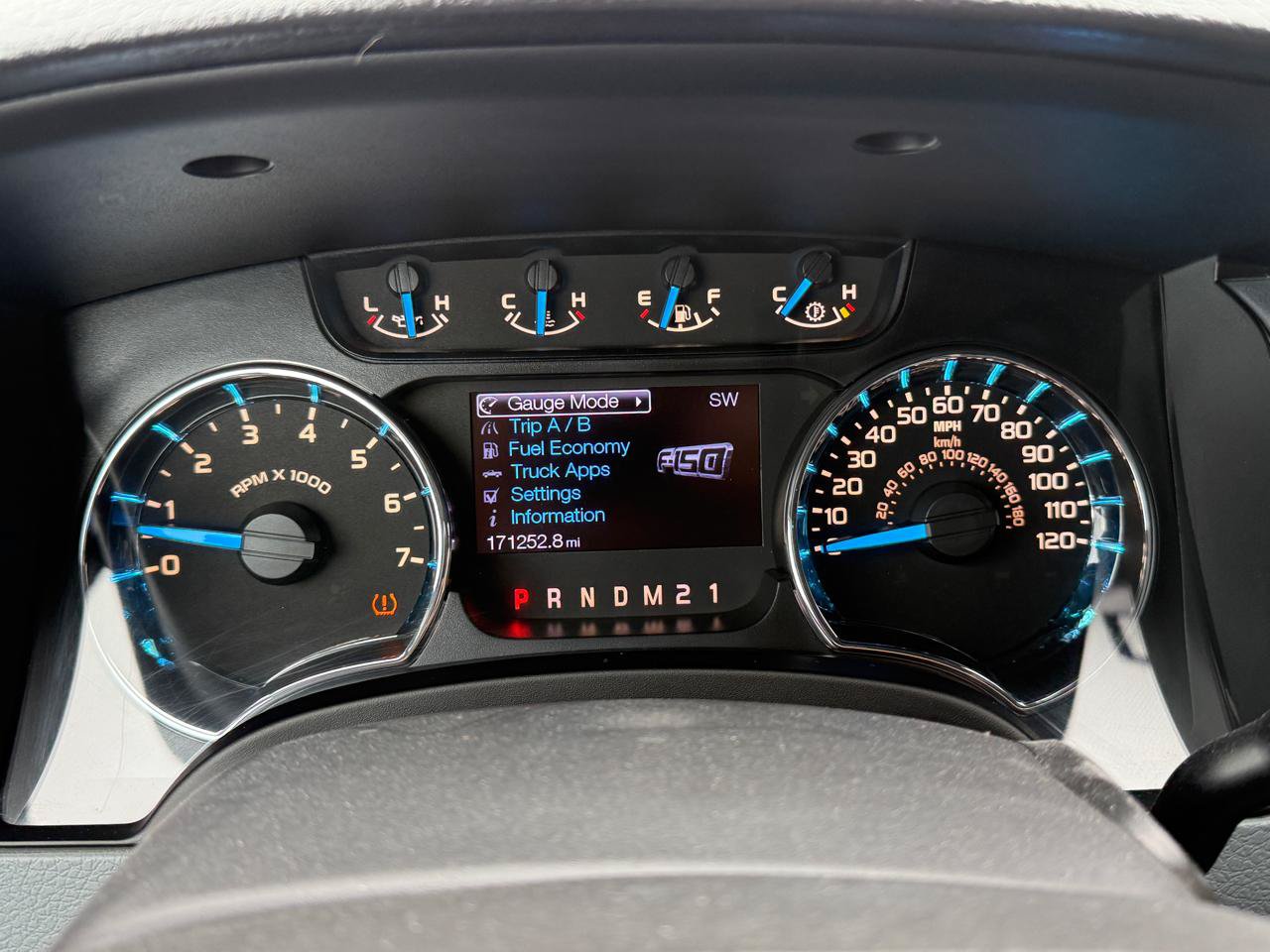 Used 2013 Ford F150 XLT w/ Luxury Equipment Group AWD/4WD image 19