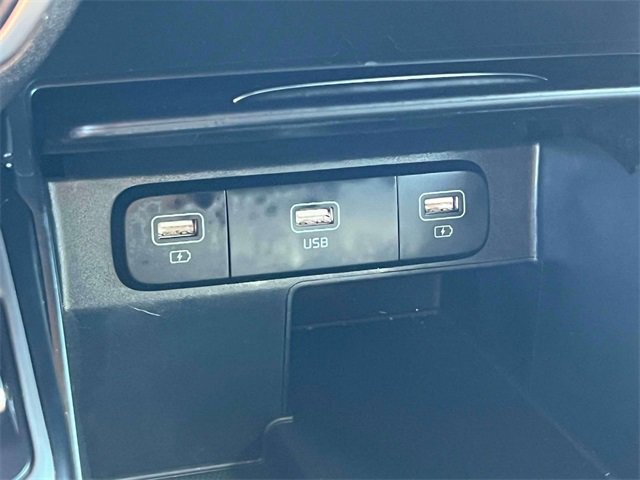 Used 2022 Kia Sorento S image 34