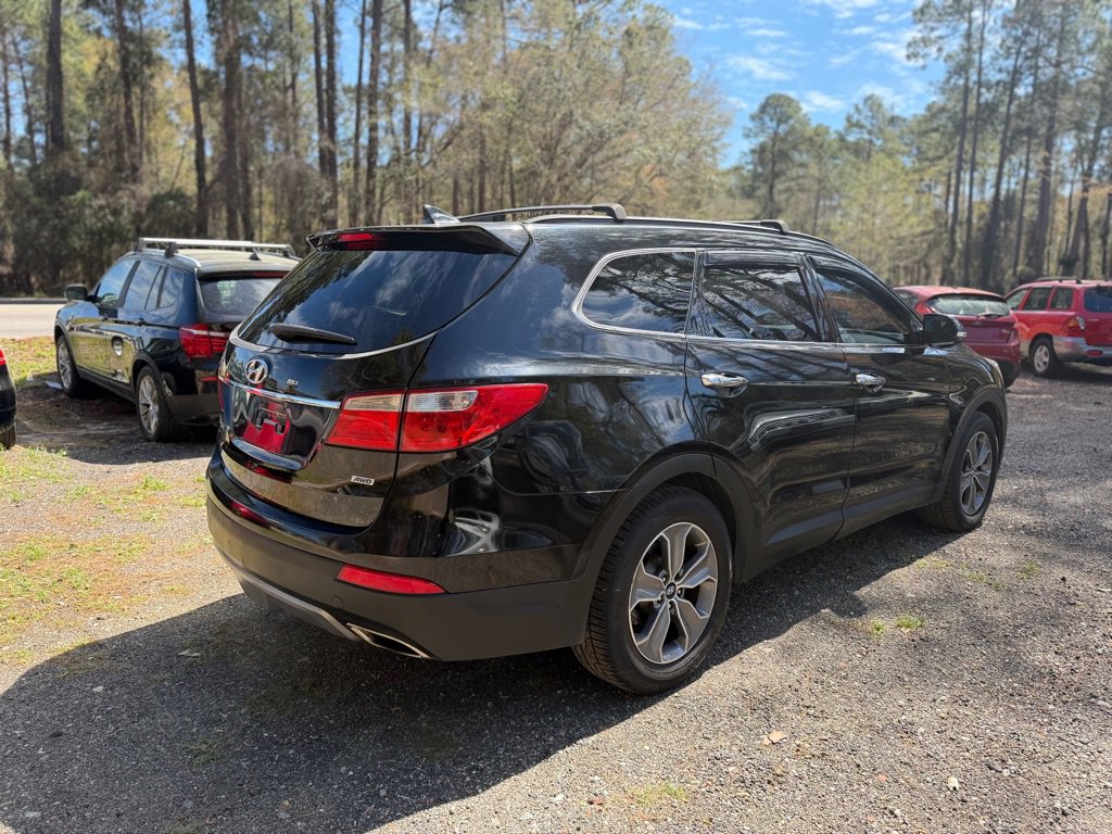 Used 2013 Hyundai Santa Fe GLS image 5