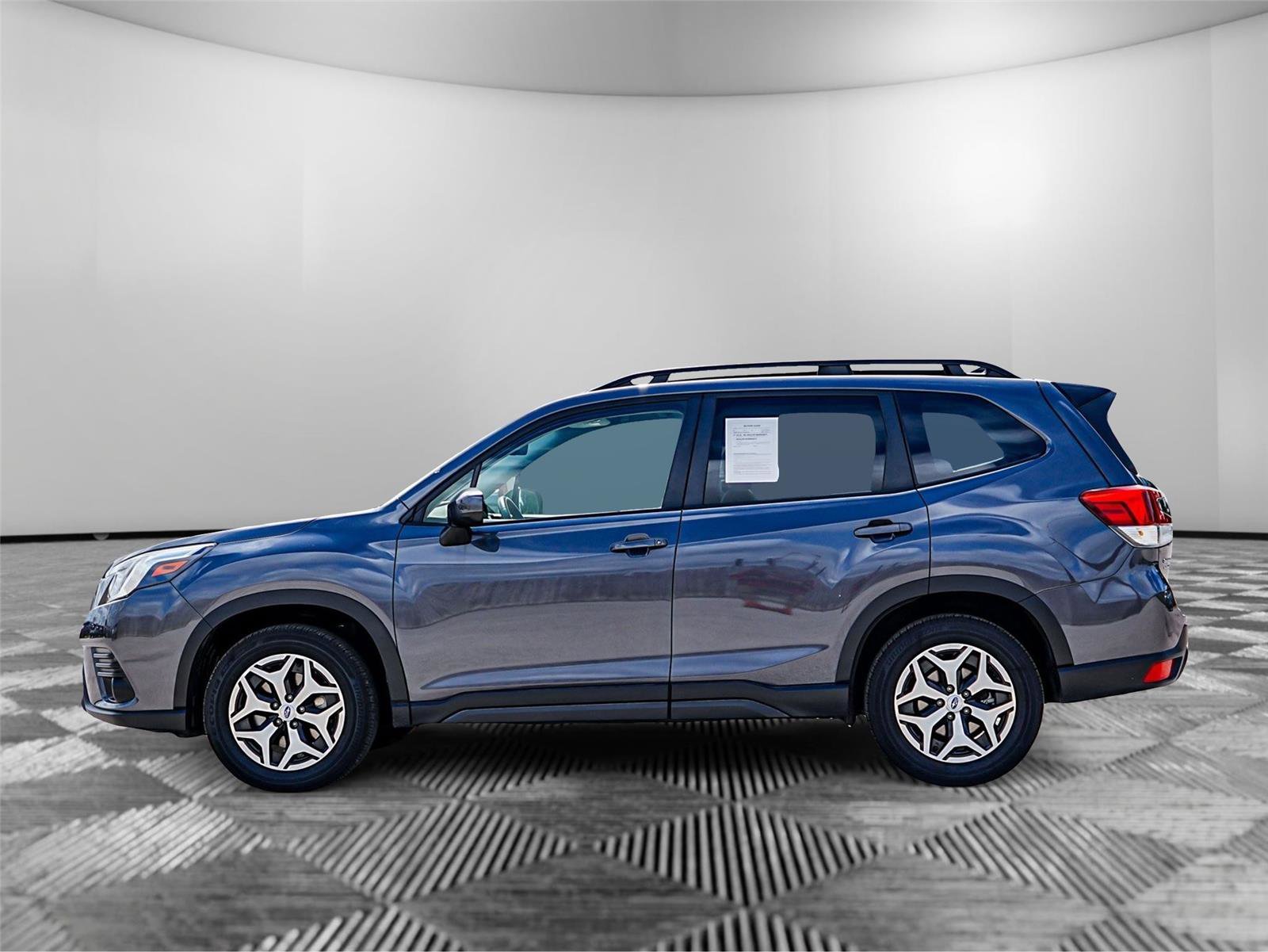 Used 2024 Subaru Forester Premium AWD/4WD image 7