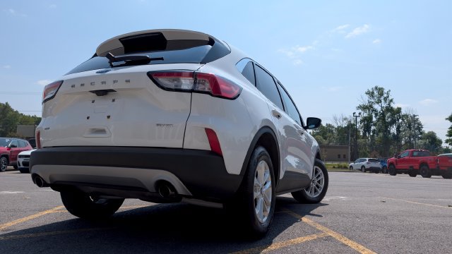 Used 2020 Ford Escape SE AWD/4WD image 5