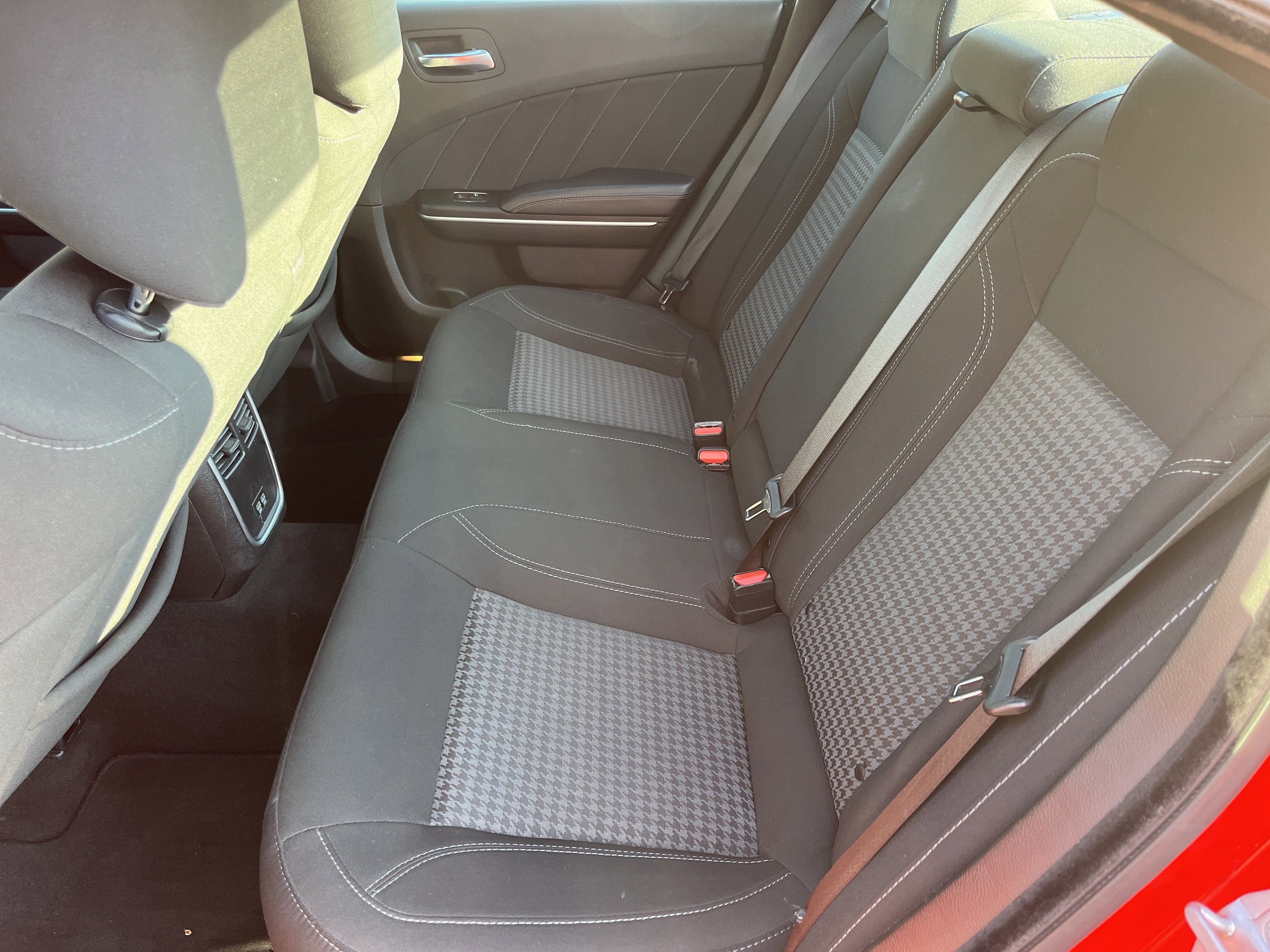 Used 2023 Dodge Charger SXT image 17