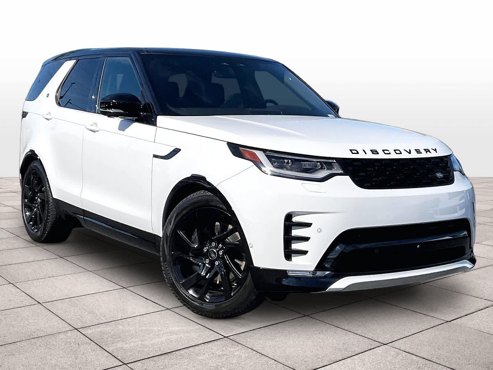 Used 2025 Land Rover Discovery Dynamic SE AWD/4WD image 2