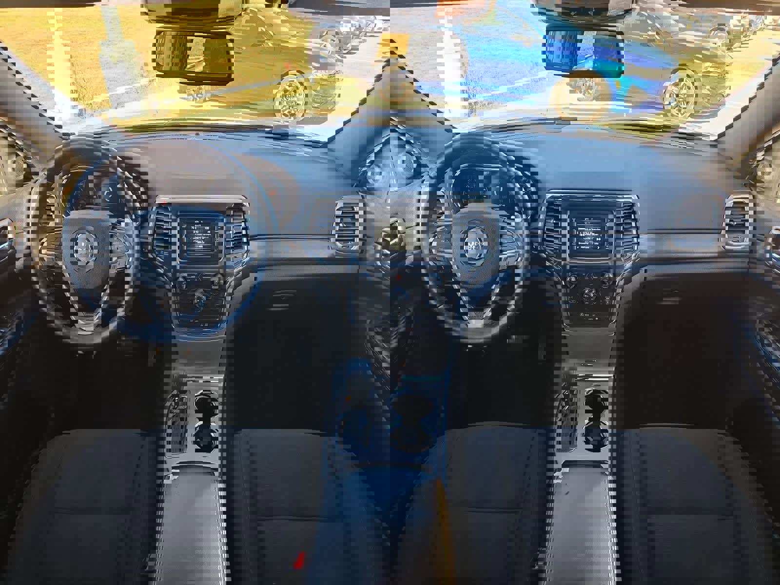 Used 2016 Jeep Grand Cherokee Laredo w/ Quick Order Package 23E image 15