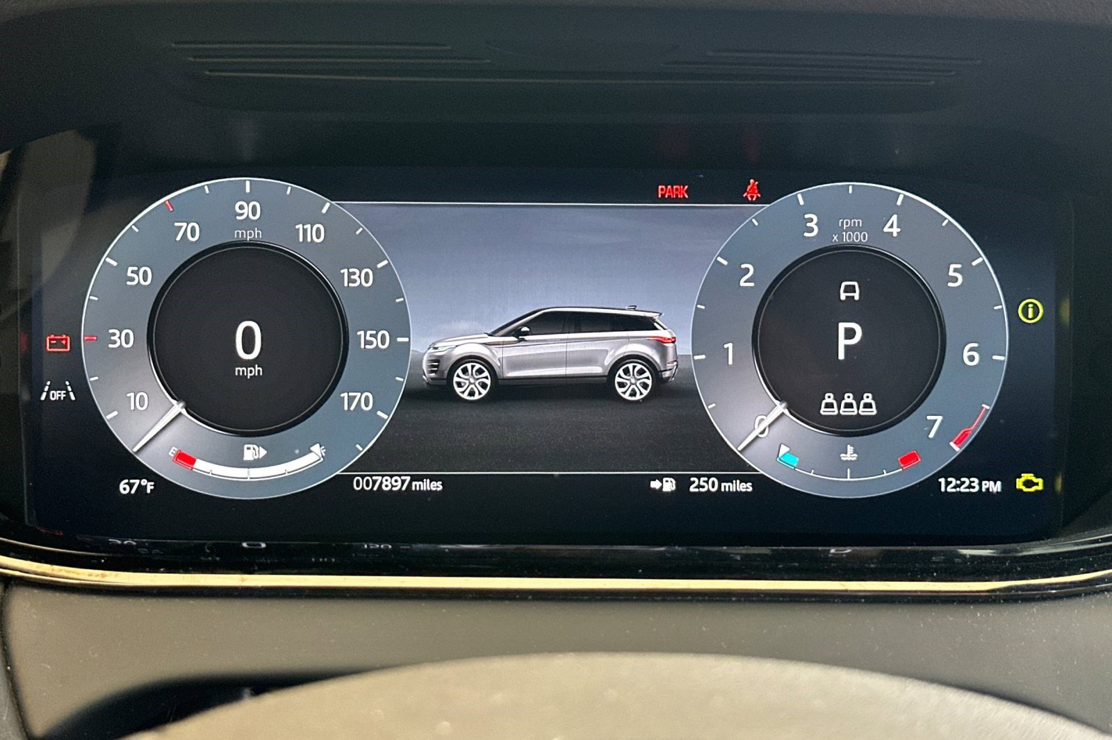 Used 2026 Land Rover Range Rover Evoque S image 19