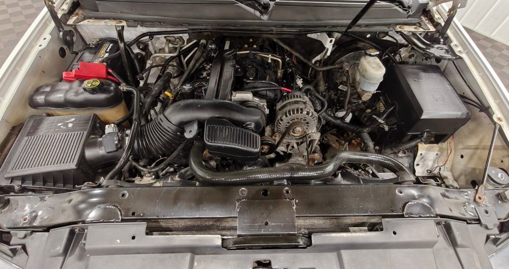 Used 2013 Chevrolet Suburban LT image 39