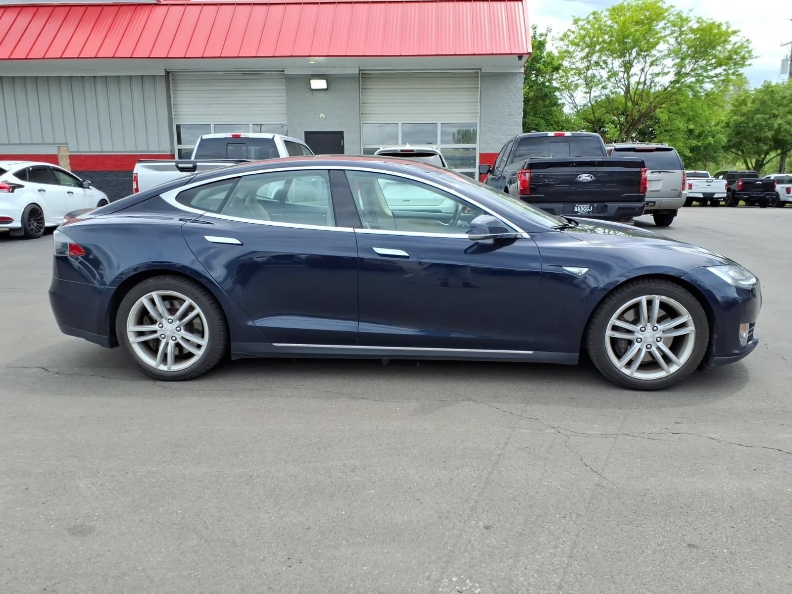 Used 2014 Tesla Model S 60 RWD image 6