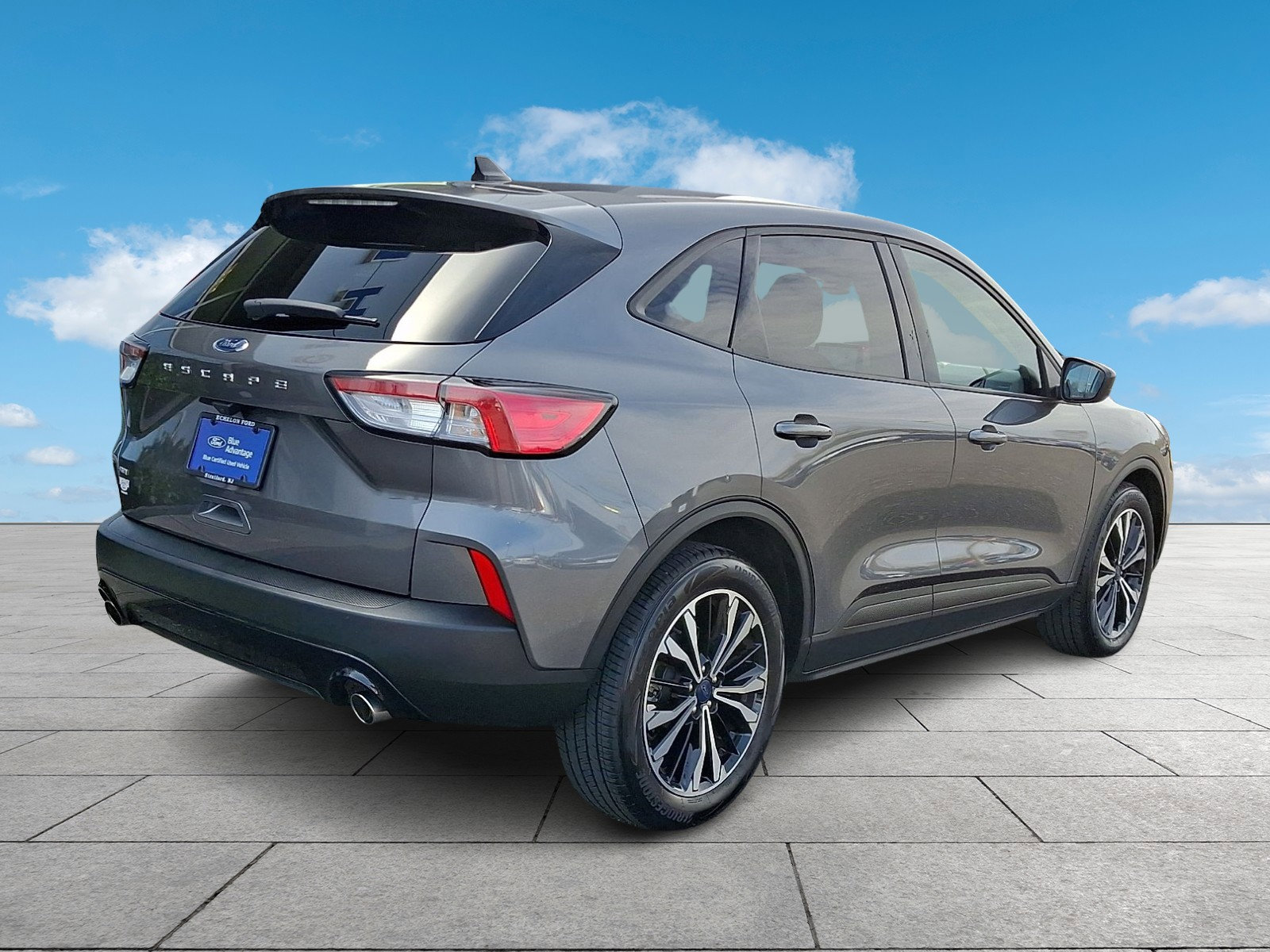 Certified 2022 Ford Escape SE w/ SE Sport Appearance Package image 6