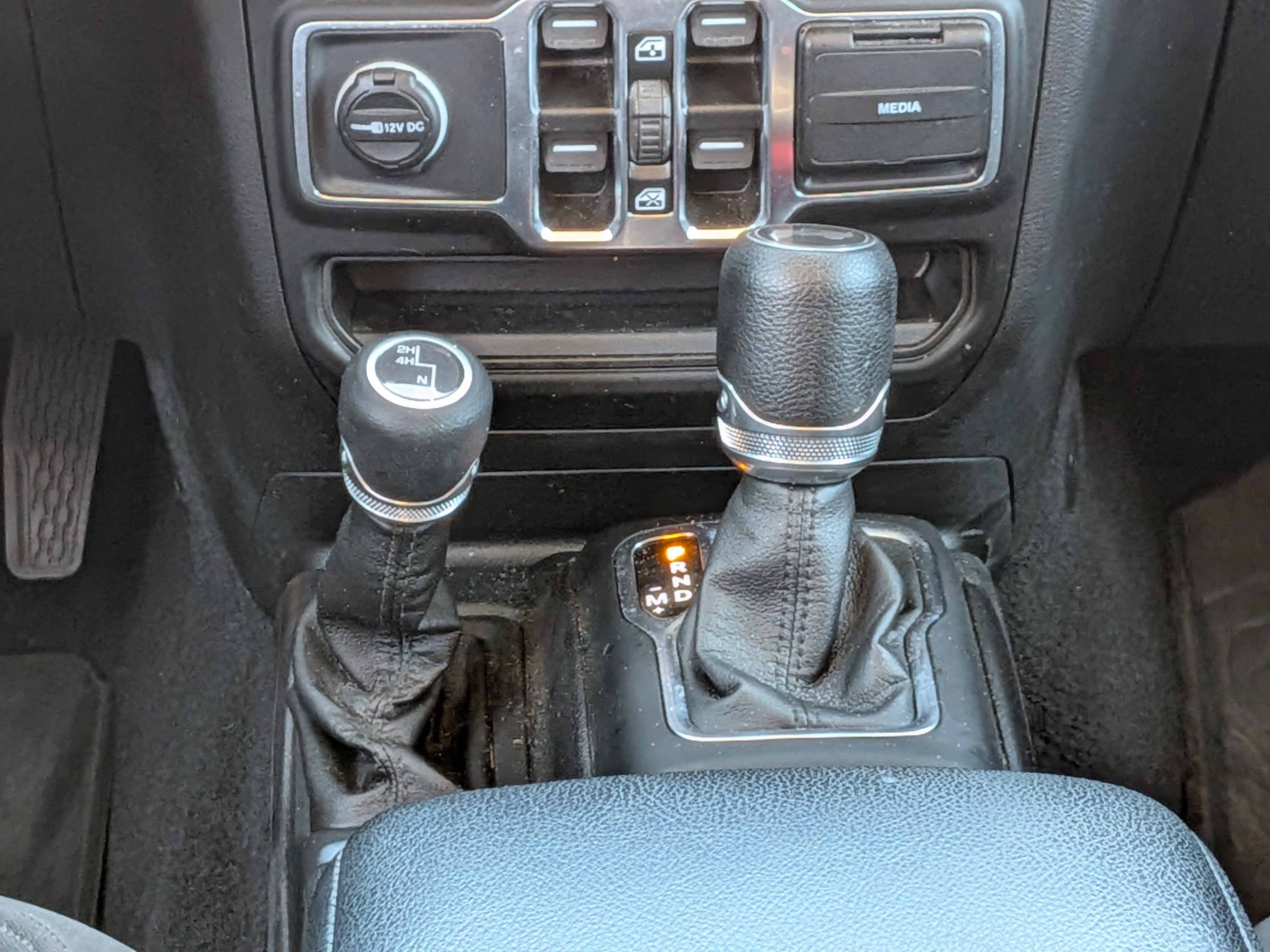 Used 2021 Jeep Wrangler Unlimited Sport AWD/4WD image 19