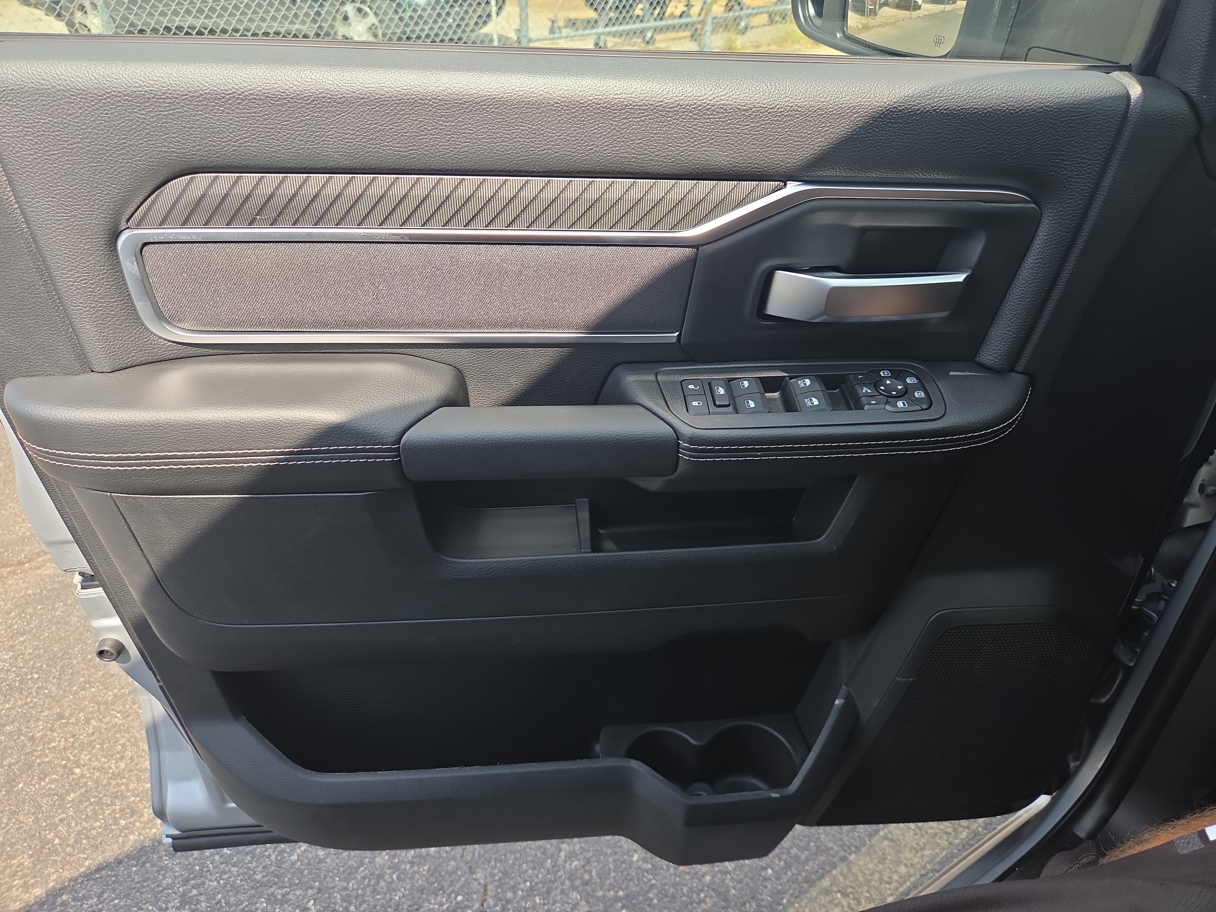 New 2027 RAM 2500 Big Horn AWD/4WD image 4