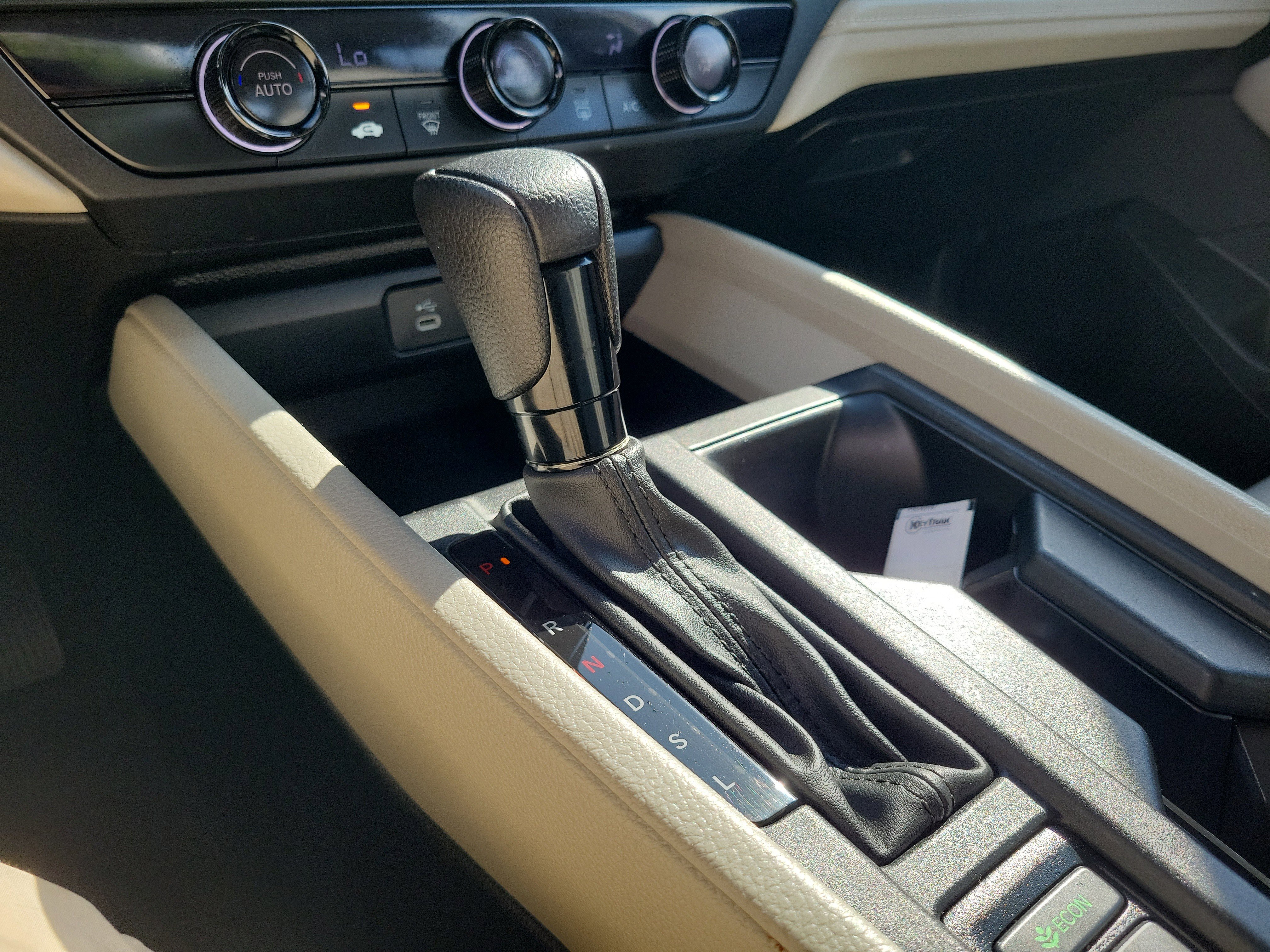 Used 2023 Honda Accord LX image 30